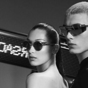 Versace Round Frame Model 2210 sunglasses